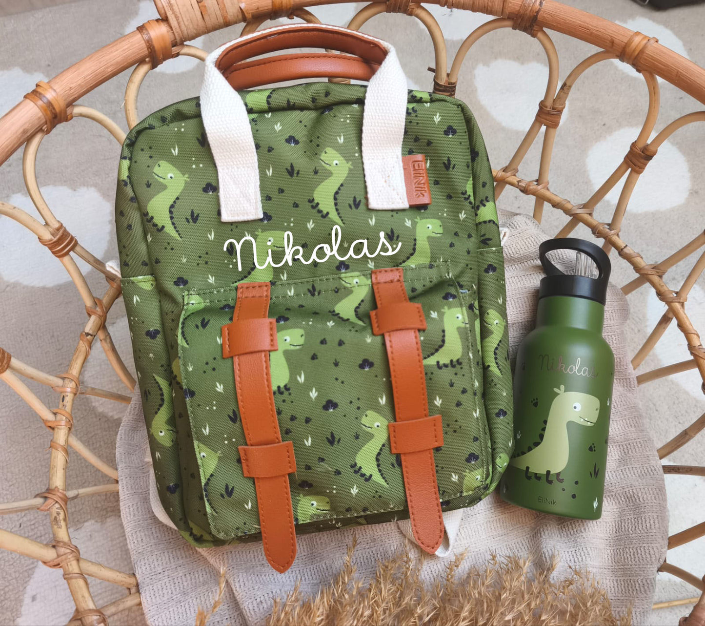 Kindergartenrucksack mit Brustgurt und Namen - Dinosaurier